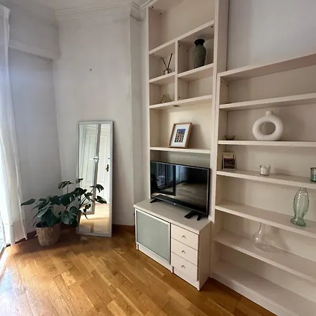 Rooms In Spacious Apartment In City Center-2